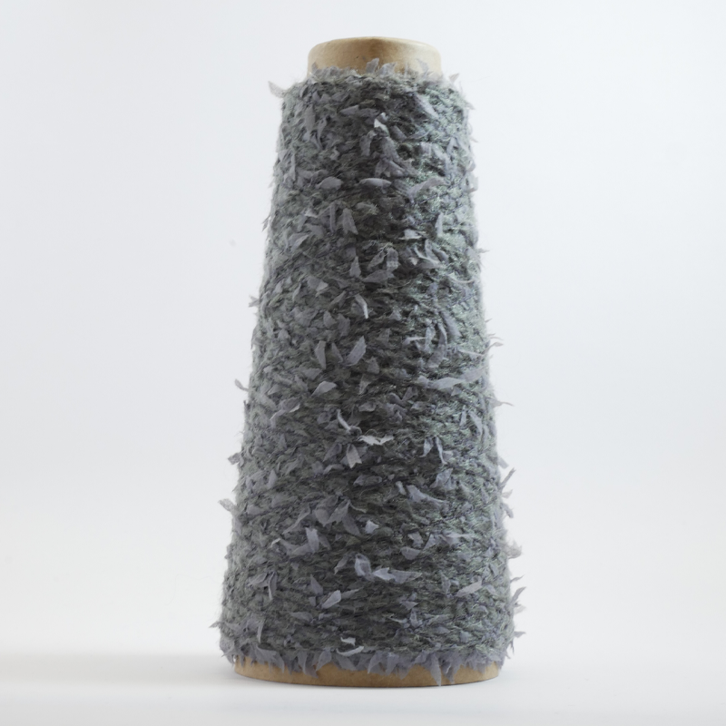 Bow Yarn Winter