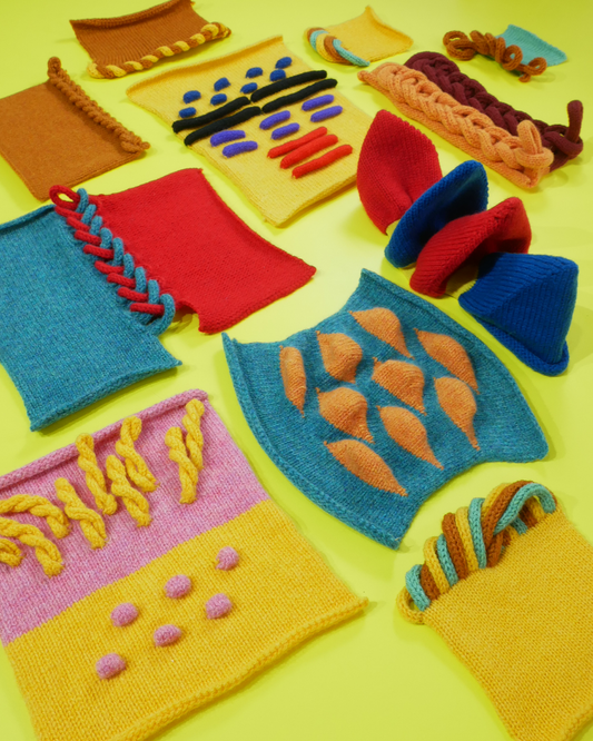 3D Shapes (holding) Class